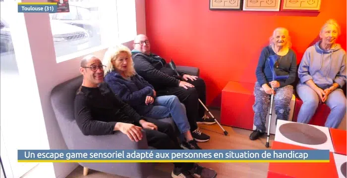Un groupe accueilli lors des rencontres autour de l’accessibilité chez Tactisens