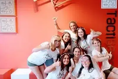 Photo souvenir originale d’un groupe d’amies chez Tactisens